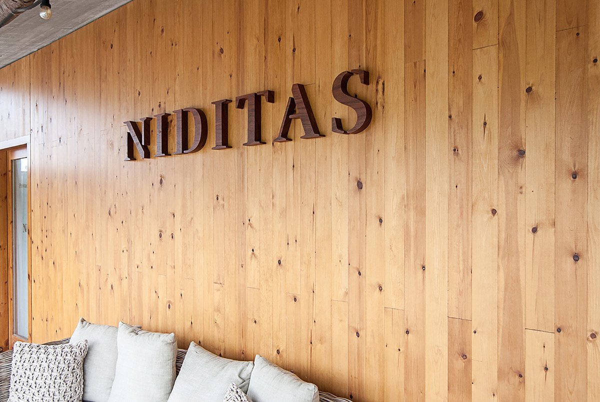 NIDITAS優秀馬術酒店vi品牌設計欣賞，vi設計，品牌vi設計，馬術酒店vi設計，酒店vi設計，酒店品牌vi，深圳vi設計，左右格局
